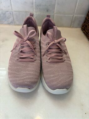 Kids Lightweight Knit Sneakers in Light Pink and Beige Size 8.5